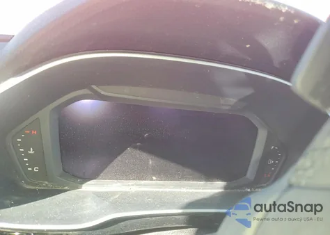 2024 Audi Q3 Premium z USA, uszkodzony, nr VIN WA1DECF38R1049860